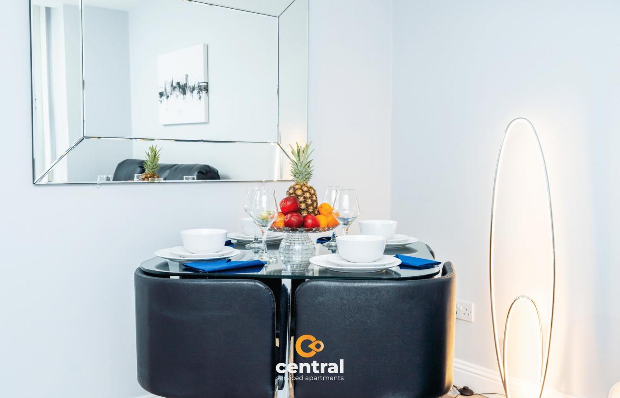 Central Serviced Apartments - 2 Bedroom - Ground Floor - Monthly & Weekly Bookings Welcome - Free Street Parking - 2 Double Beds - Wifi - Smart Tvs In Rooms - Fully Equipped - Heating 24-7 - Contractor & Short Stay Favourite Dundee Exterior foto